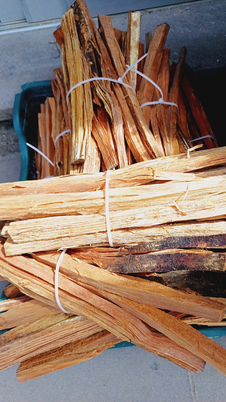 Palo Santo e incensi naturali per relax e benessere